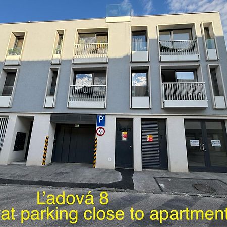 New Apartment 6 - Self Check In, Free Parking Bratislava Exterior foto